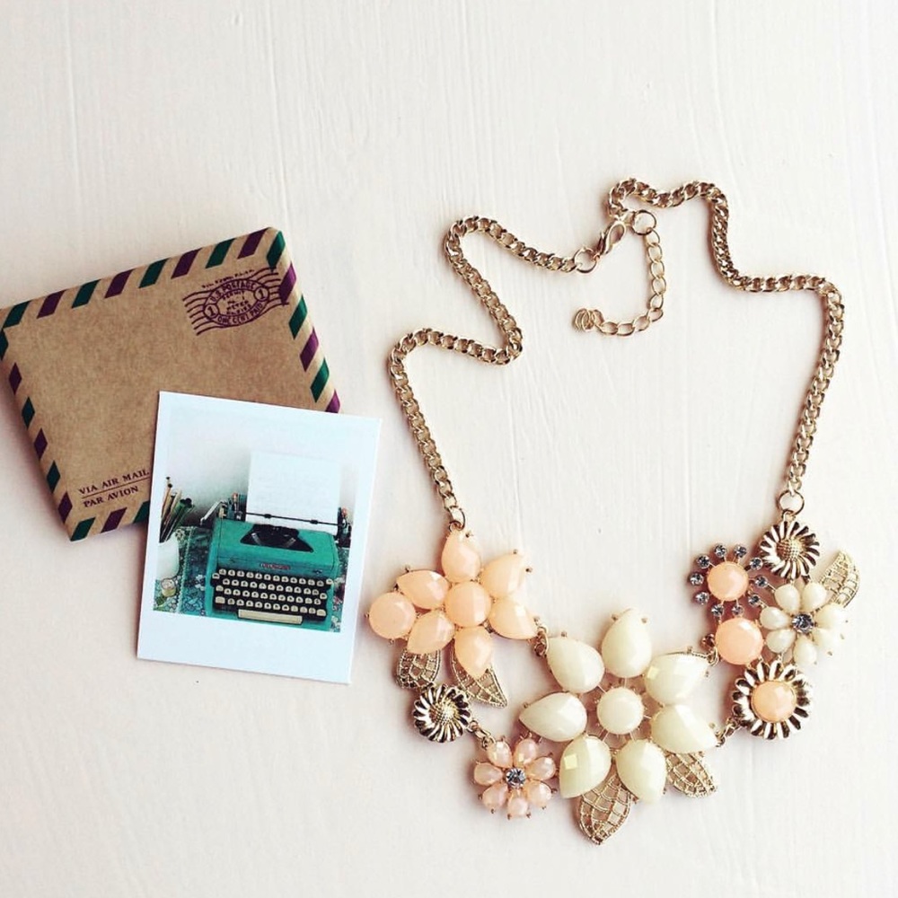 Garden Pastel Necklace.